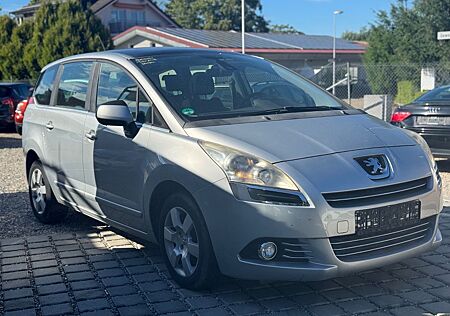Peugeot 5008 Premium 7 Sitzer