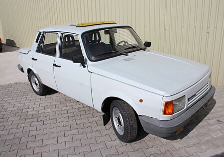 Wartburg 1,3 De Luxe - HU / AU NEU mit Schiebedach
