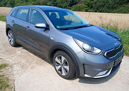 Kia Niro 1.6 GDI Hybrid Edition 7