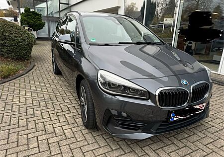 BMW 2er 218 Gran Tourer 218d xDrive Sport Line Sport...