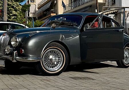 Jaguar MK II (340)