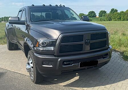 Dodge RAM 3500 Dually 6.7 Cummins Crew Cab Laramie