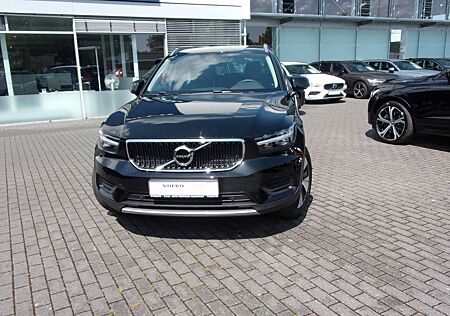 Volvo XC 40 XC40 Momentum Pro AWD