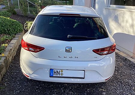 Seat Leon 5F 1.6 TDI | LED | Glasdach | Alcantar