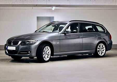 BMW 318i Touring Edition Exclusive Edition Exclusive