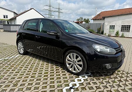 VW Golf Volkswagen 1.4 TSI 90 kW Team