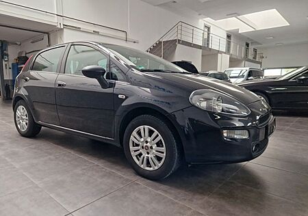Fiat Punto 1.2 8V Lounge Klimaa PDC TÜV + Inspek. neu