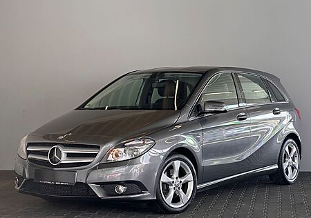 Mercedes-Benz B 180 Automatik *Navi*Sitzhz*PDC*