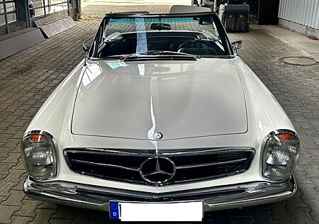 Mercedes-Benz SL 250 restauriert