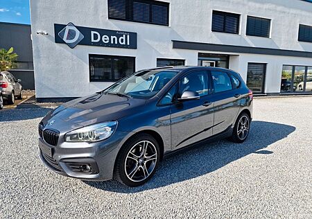 BMW 2er 220i Active Tourer Advantage,Aut.,Navi,Pano.,AHK