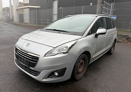 Peugeot 5008 1.6 Allure BlueHDi 120 LKW