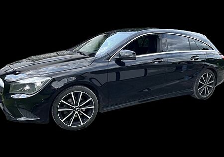 Mercedes-Benz CLA 200 Shooting Brake AHK LED Black Leder