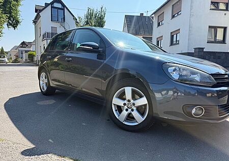 VW Golf Volkswagen VI 1.6 TDI | Scheckheft vorhande