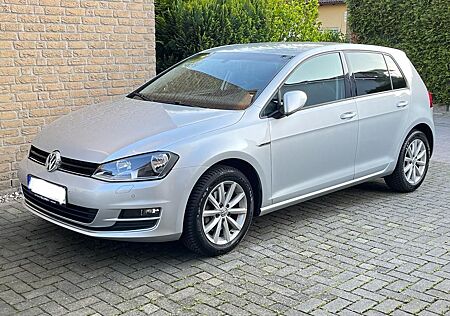 VW Golf Volkswagen 1.6 TDI BMT 96 TKM NAVI TEMPOMAT TÜV NEU