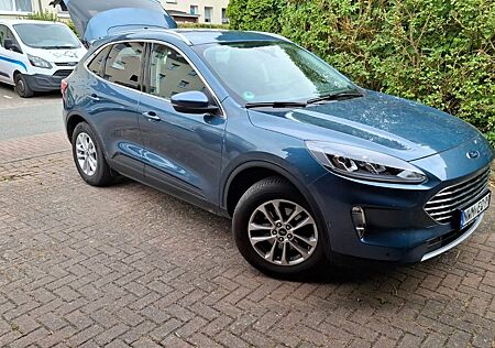 Ford Kuga 1,5 EcoBoost Titanium Titanium