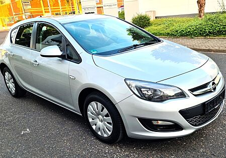 Opel Astra J 1.6 Edition Automatik Navi PDC