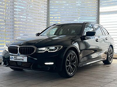 BMW 320dxD SportL. PANO LASER AHK Standh. Unfallfrei