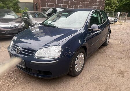 VW Golf Volkswagen V Lim. Trendline