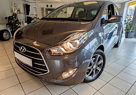 Hyundai ix20 1.4 Style Pano AHZV SHZ Lenkradhzg. Allwett