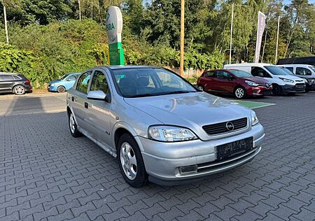 Opel Astra 1.6 16V Elegance- Volleder
