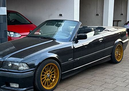 BMW 320i Cabrio Automatik