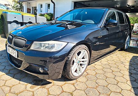 BMW 318i Touring -