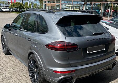 Porsche Cayenne Sport Design/Luft/Bose/AHK/Pano/21 Zoll