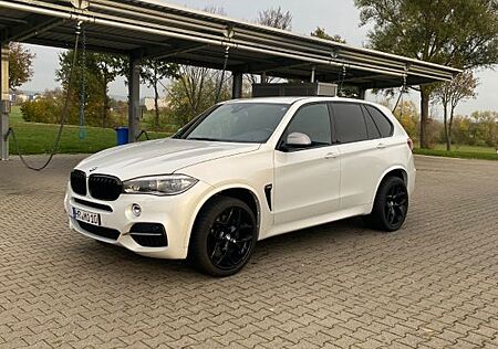BMW X5 M50 M50d -