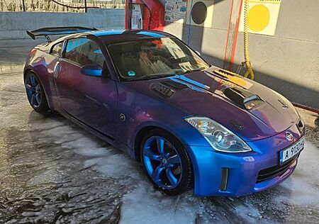 Nissan 350Z in Chameleon mit Glitter Bitcoin