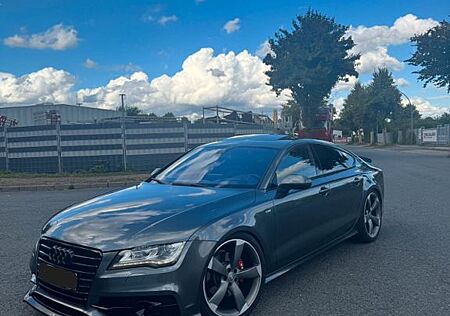 Audi A7 3.0 TDI/3x S-Line/Standheizung/21"/VOLL
