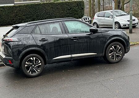 Peugeot 2008 PureTech 130 EAT8 Allure Pack