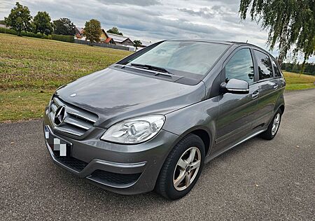 Mercedes-Benz B 150 / Gepflegt / TÜV bis August 2027
