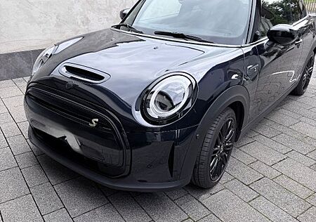 Mini Cooper SE Yours Trim