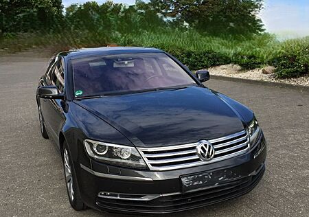 VW Phaeton Volkswagen 3.0 V6 TDI 4MOTION Tiptronic 5-Sitzer -