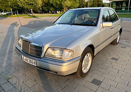 Mercedes-Benz C 280 ELEGANCE Scheckheftgepflegt