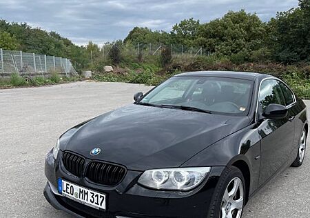 BMW 320i Coupé - Tüv neu/Sportsitze/ Steuerkette neu