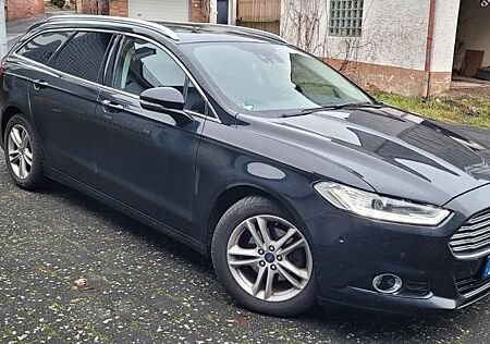 Ford Mondeo 2,0 TDCi Titanium v. Extras TÜV 2027