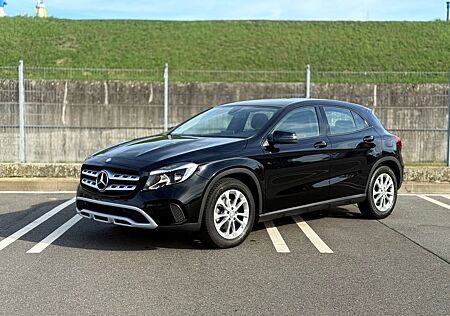 Mercedes-Benz GLA 180 | Checkheft MB | Sitzheizung | Klimaauto