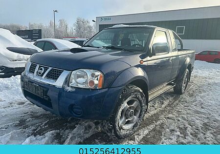 Nissan Navara NP300 Pick-up Double Cab 4X4 - 2.5 Diesel