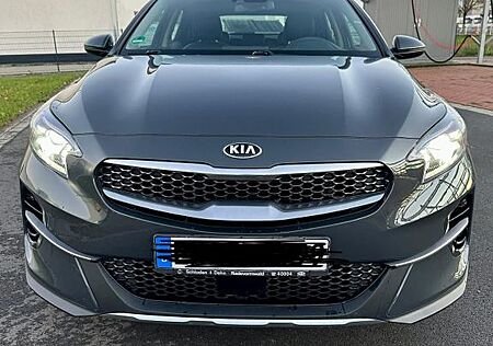 Kia XCeed 1.4 T-GDI DCT Spirit JBL Sound NAVI LED