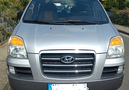 Hyundai H-1 Starex 2,5 CRDI,7-Sitzer