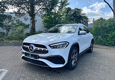 Mercedes-Benz GLA 250 GLA 250e AMG Line DIGIT*LED*NAVI*LANE*STDHZG*19"