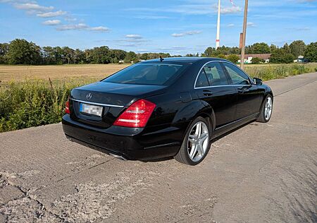 Mercedes-Benz S 350 d - BlueTEC 4MATIC
