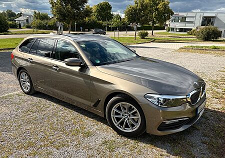 BMW 520d Touring, AHK, Panorama, Standheizung