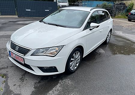 Seat Leon ST Reference *Navi*Bluet.*Allwetter*TÜV/NEU