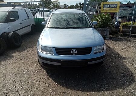 VW Passat Volkswagen 1.8 Basis