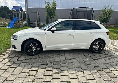 Audi A3 1.4 TFSI Attraction Sportback Attraction