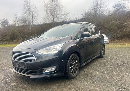 Ford C-Max Titanium