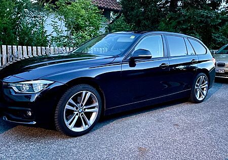BMW 320d Touring Advantage