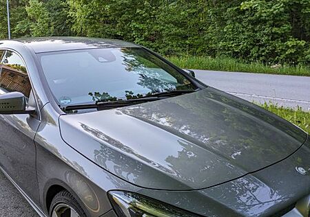 Mercedes-Benz CLA 180 Shooting Brake CLA 180 Urban Shootin...